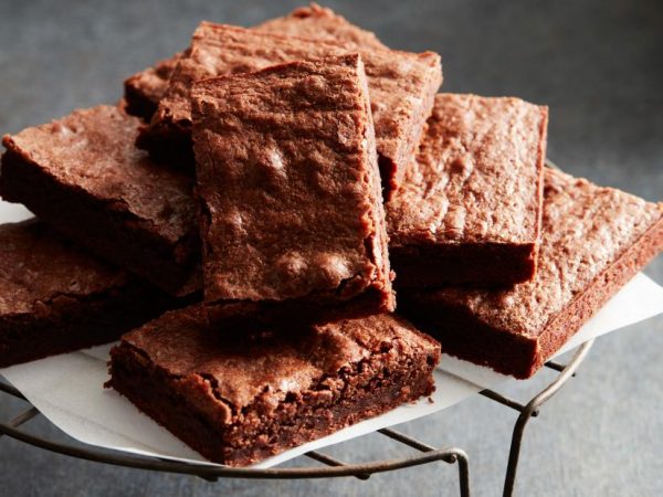 Classic Brownie - 6 Pieces